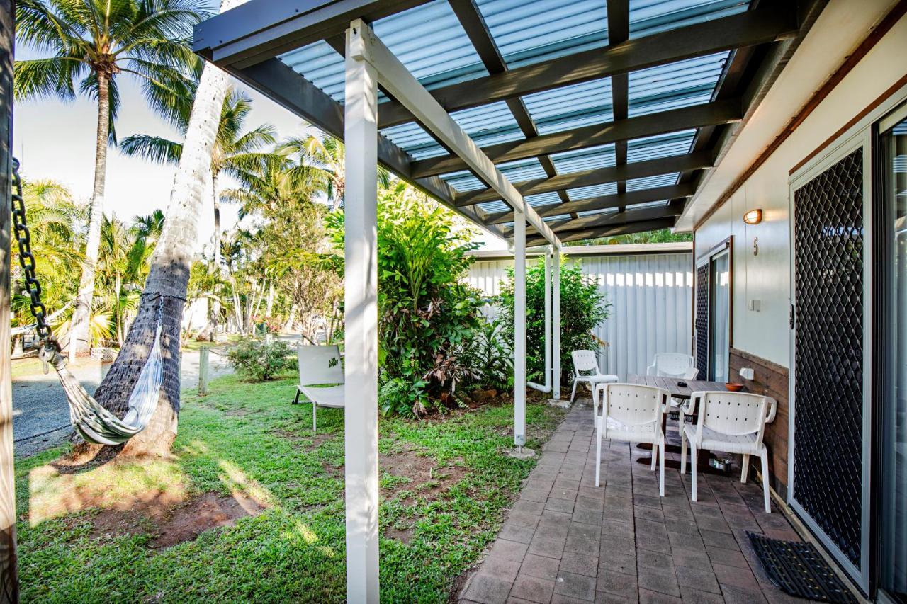 Bush Village Holiday Cabins Airlie Beach Eksteriør bilde