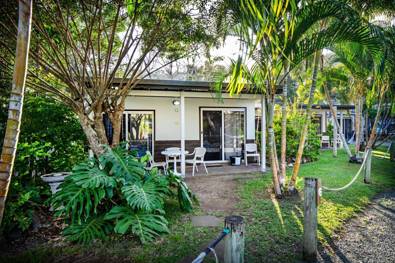 Bush Village Holiday Cabins Airlie Beach Eksteriør bilde