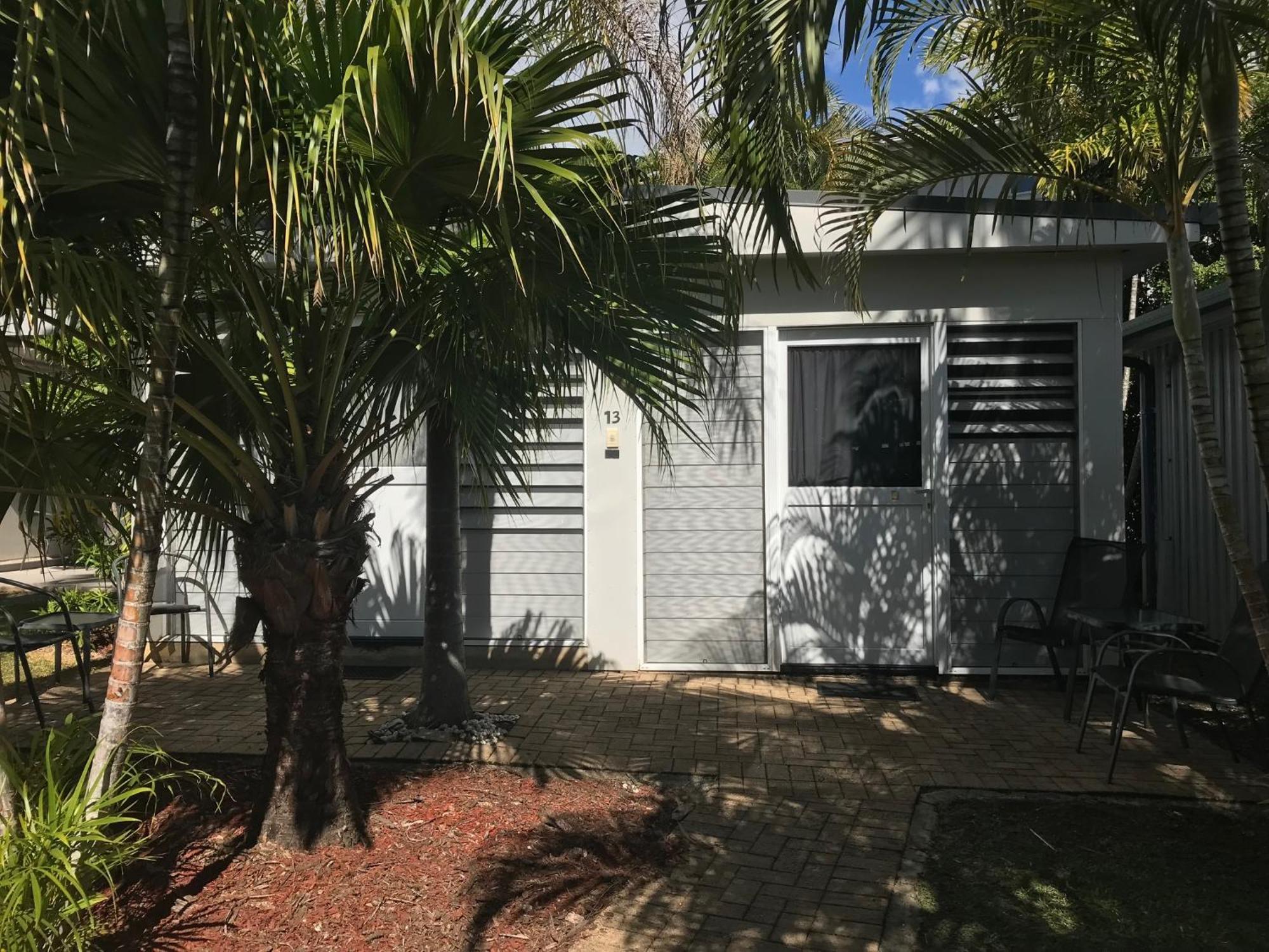 Bush Village Holiday Cabins Airlie Beach Eksteriør bilde