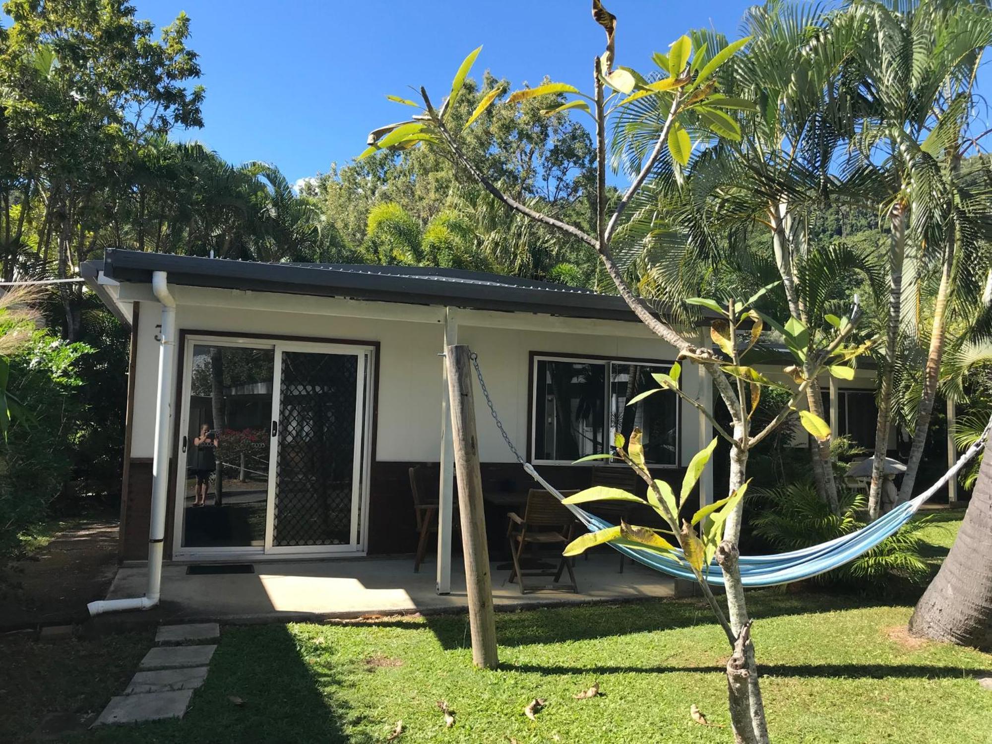 Bush Village Holiday Cabins Airlie Beach Eksteriør bilde